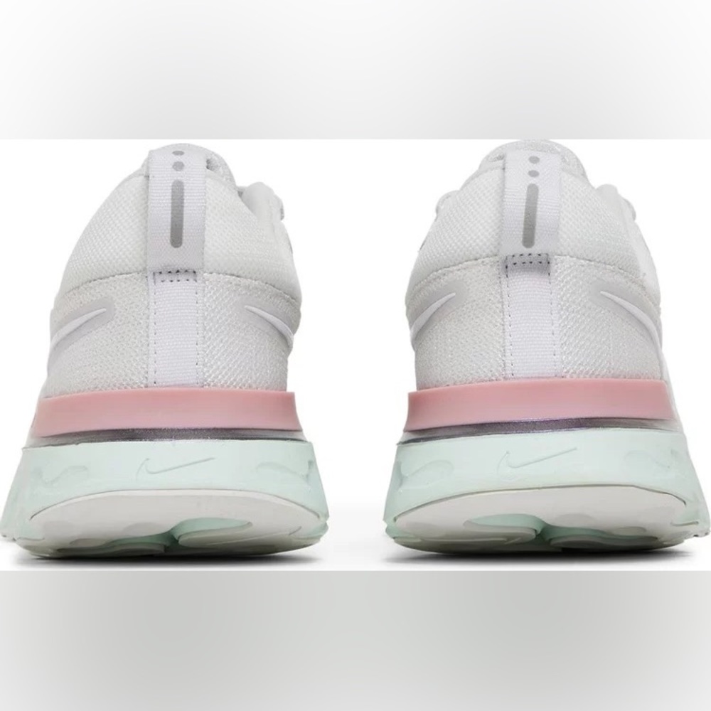 Nike React Infinity Run Flyknit 2 'Platinum Tint' - Picture 6 of 6